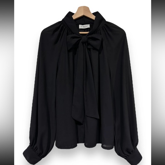 MADE IN ITALY BEAUTIFUL TIE FRONT BUTTON DOWN BLOUSE - Picture 1 of 4